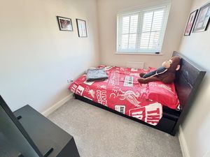 Cuddington Grove Rossmore